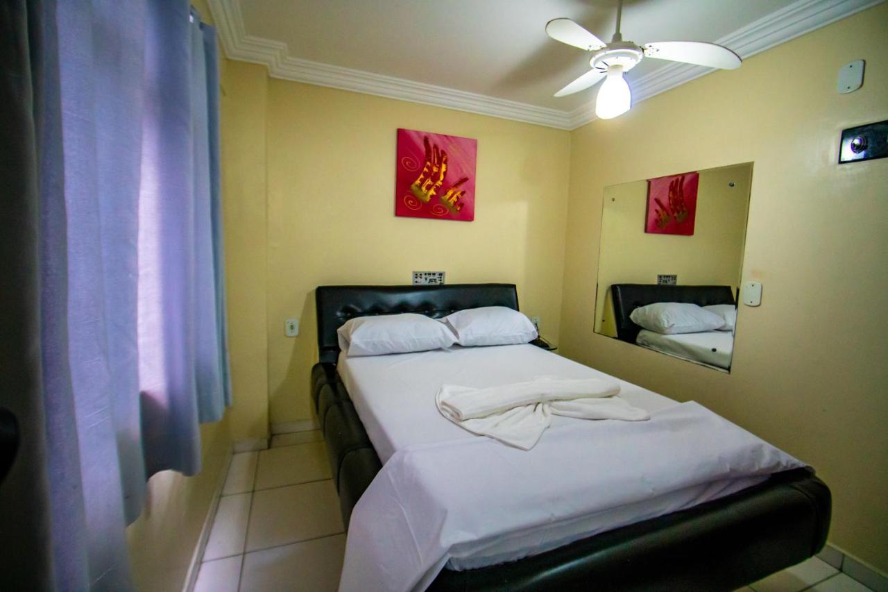 סלבאדור Hotel Piramide Rodoviaria מראה חיצוני תמונה
