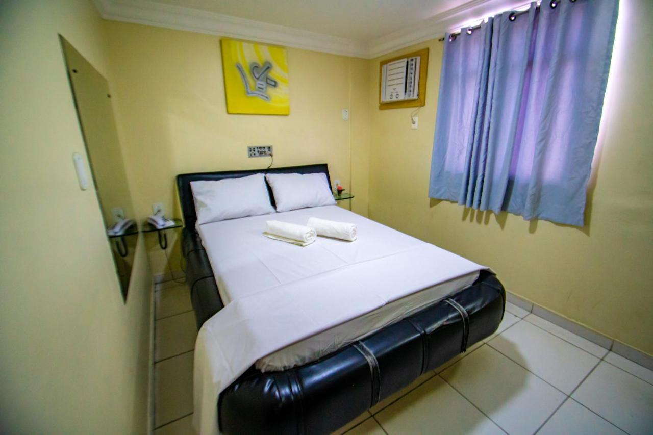 סלבאדור Hotel Piramide Rodoviaria מראה חיצוני תמונה